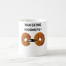 Mann isst Doughnut ! Kaffeetasse