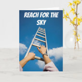 Mann klettert auf einer Leiter - geklappte Grußkar Karte (Gelbe Blume)