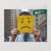 Mann mit Besorgnis Zeichnend Gesicht an der Wall S Postkarte (Vorderseite)