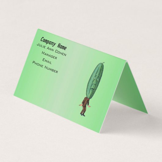 Mann mit Big Pickle Kopf und Gesicht im Anzug auf Visitenkarten (Vorderseite)