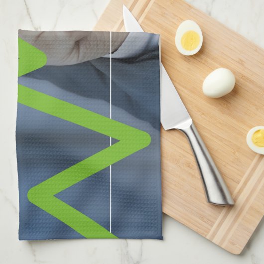 Mann mit Börsenkurs Touchscreen-Konzept Handtuch (Viertel Falte)