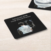 Mann mit dunklem Pferdepapier-Untersetzer Rechteckiger Pappuntersetzer (angewinkelt)