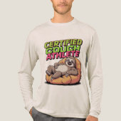 Mann mit einem langlebig geschliffenen Shirt und e (Vorderseite)