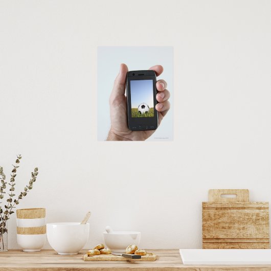 Mann mit einem Mobiltelefon Poster (Küche)