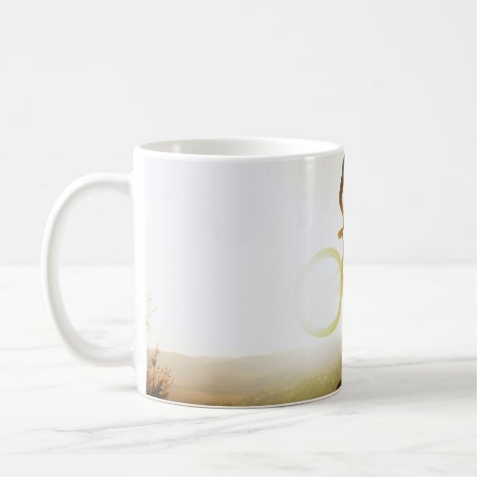 Mann mit Fahrrad Kaffeetasse (Links)