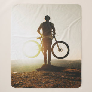 Mann mit Fahrrad Sherpadecke