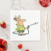 Mann mit Gartenschlauch Serviette (Beispiel)