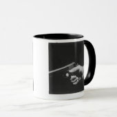 Mann mit Pistole Tasse (VorderseiteRechts)