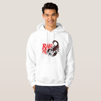 Mann mit Skorpion-Design, der ein weißes Hoodie tr