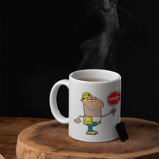Mann mit Stopp-Signing-Tasse Kaffeetasse
