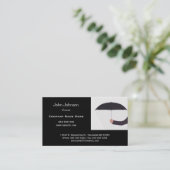 Mann mit Umbrella Schwarz-weißen Beruflich Visitenkarte (Stehend Vorderseite)