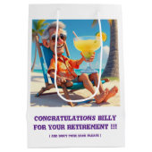 " MANN RETIRED AM STRAND " MITTLERE GESCHENKTÜTE (Rückseite)