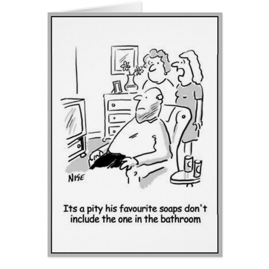 Mann sieht sich Fernsehseifen an. (Vorne)