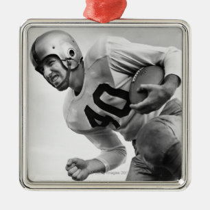 Mann spielt Football 3 Ornament Aus Metall