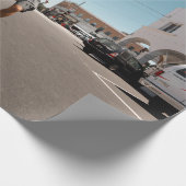 Mann spielt Skateboard Geschenkpapier (Ecke)