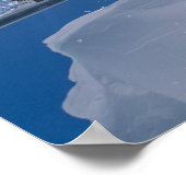 Mann springt von einer großen Ecke auf einem Snowb Poster (Ecke)