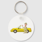 Mann und sein gelber Schlüsselanhänger (Vorderseite)