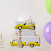 Mann und sein gelbes Auto Geschenkpapier
