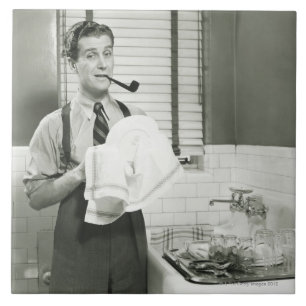 Mann-waschendes Geschirr Fliese