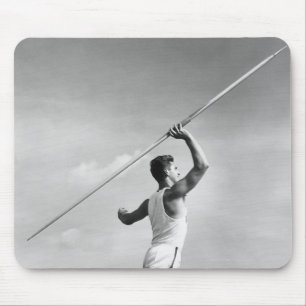 Mann wirft Speer Mousepad
