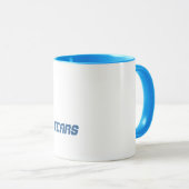 Mann zerreißt Tasse (VorderseiteRechts)