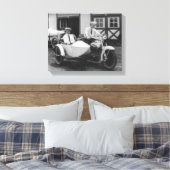 Männer auf Harley Davidson Motorrad mit Sidecar Leinwanddruck (Insitu (Schlafzimmer))