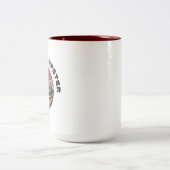 Männer, die gerne Kaffee trinken und gut lachen Zweifarbige Tasse (Mittel)