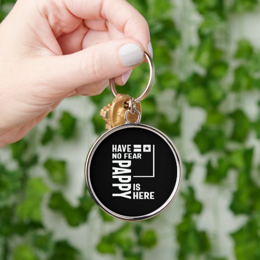 Männer haben keine Angst Pappy ist hier Vater Gesc Schlüsselanhänger (Hand)