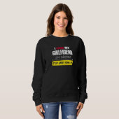 Männer Ich liebe meine Freundin, also bleib bitte Sweatshirt (Vorne ganz)
