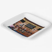 Männer in schwarzem Chat Pappteller (Gewinkelt)