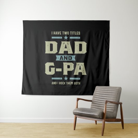 Männer mit zwei Titeln Vater und G-Pa Wandteppich (Beispiel (Horizontal))