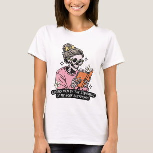 Männer nach den Maßstäben meiner Buchfreunde beurt T-Shirt