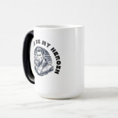 Männer trinken gerne Kaffee mit dunklem Spaß Verwandlungstasse (Vorderseite Links)