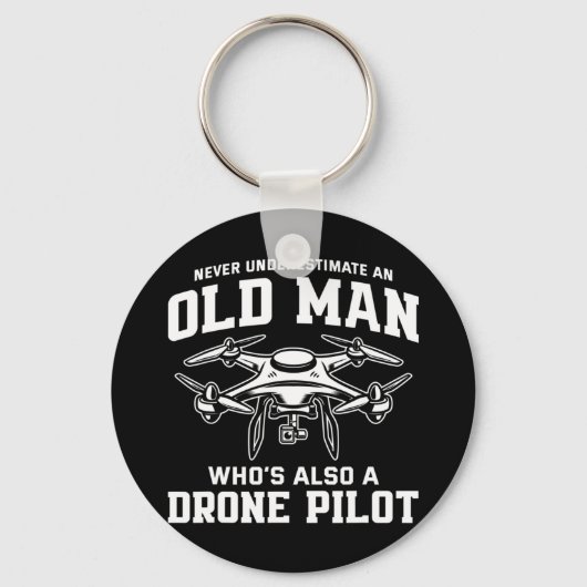 Männer unterschätzen nie einen alten Mann, der auc Schlüsselanhänger (Vorderseite)