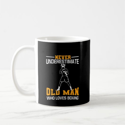 Männer unterschätzen nie einen alten Mann, der Box Kaffeetasse (Links)
