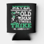 Männer unterschätzen nie einen alten Mann mit eine Dosenkühler (Vorderseite)