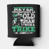 Männer unterschätzen nie einen alten Mann mit eine Dosenkühler (Rückseite)