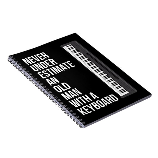 Männer unterschätzen nie einen alten Mann mit eine Notizblock (Rechte Seite)