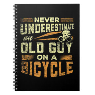 Männer unterschätzen niemals einen alten Typ auf e Notizblock