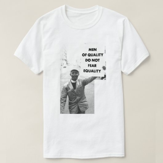 MÄNNER VON QUALITÄT FÜRCHTEN SICH NICHT VOR GLEICH T-Shirt (Design vorne)