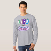 Männerhemden mit einem Retro-Design. T-Shirt (Vorne ganz)