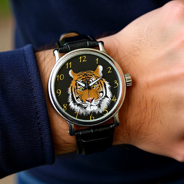 Männerhöhle mit einem Tiger Armbanduhr (Von Creator hochgeladen)
