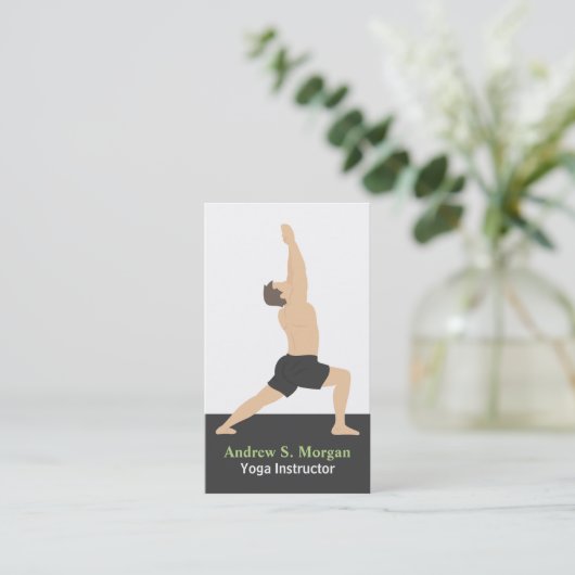Männertrainer Pose Warrior Yoga Business Cards Visitenkarte (Stehend Vorderseite)