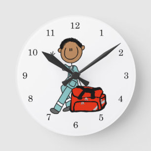 Männlicher Atmungstherapeut oder Rettungssanitäter Runde Wanduhr