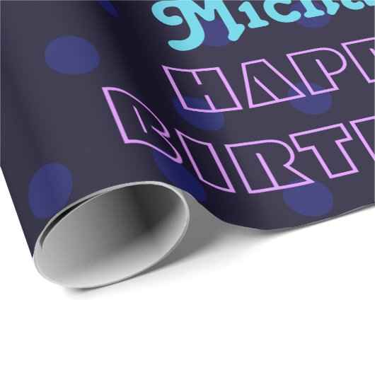 Männlicher dunkelblauer glücklicher Geburtsname Geschenkpapier (Rolleneckpunkt)