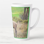 Männlicher Elk im Estes Park, Colorado im Septembe Milchtasse (Rechts)