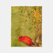 Männlicher Kardinal auf Log Fleecedecke (Vorderseite)