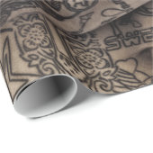 Männlicher Körper-Tätowierungs-Fotografie-Blätter Geschenkpapier (Rolleneckpunkt)