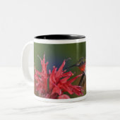 Männlicher Ruby-throated Hummingbird Zweifarbige Tasse (Vorderseite Links)