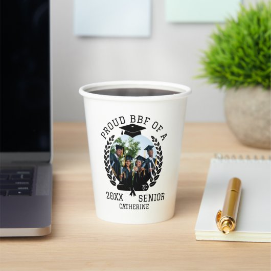 Männlicher T - Shirt Pappbecher (InSitu)